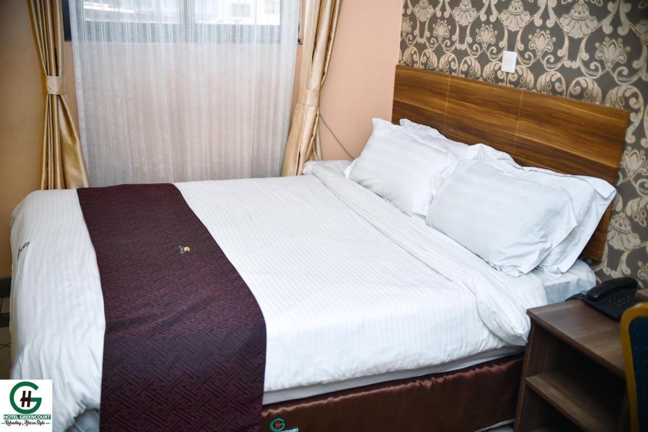 Hotel Green Court Nairobi Buitenkant foto
