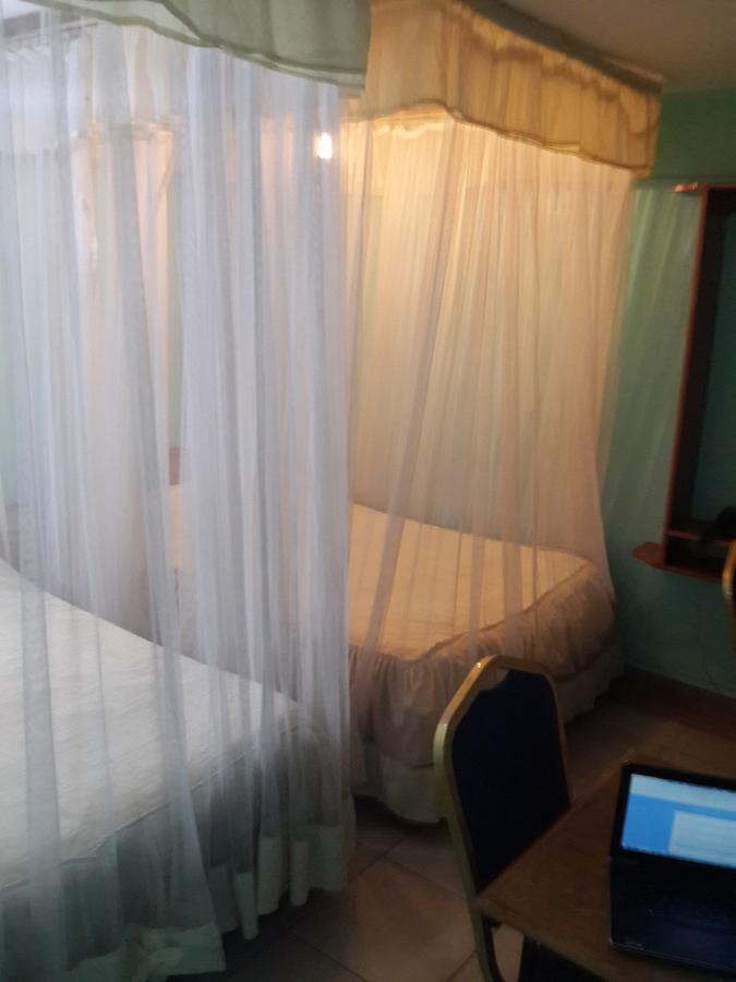 Hotel Green Court Nairobi Buitenkant foto